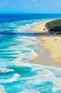 Seventy Five Mile Beach, Great Sandy National Park, Fraser Island, Queensland, Australia