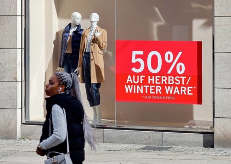 Essen, North Rhine-Westphalia, Germany - Discount battle in the corona crisis, Retail sales in