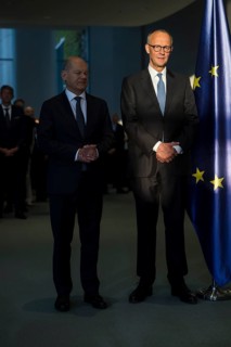 Handover of office from Olaf Scholz (SPD), former Federal Chancellor, to Friedrich Merz (CDU),