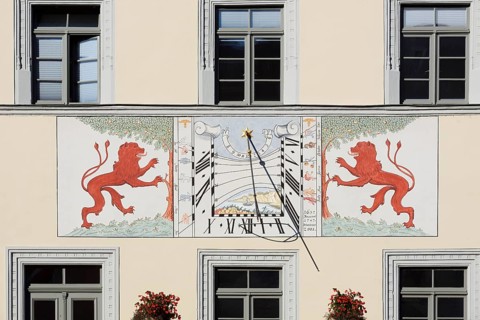 Town Hall, façade with sundial, Pirna, Saxon Switzerland-Eastern Ore Mountains, Saxony, Germany