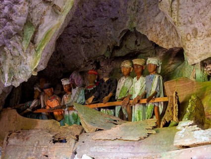 Rock tombs in Tana Toraja, Kete Kesu, Rantepao, Sulawesi, Indonesia