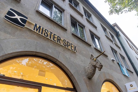 Mister Spex is Europe's largest online optician. Shop in the former Einhorn pharmacy in Bamberg,