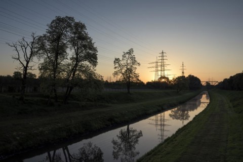 Emscher at sunrise, on the border with Essen, Oberhausen, Ruhr area, North Rhine-Westphalia,