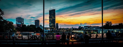 Panoramic view, atmospheric scene, people enjoying the view from the Modersohn Bridge, wide-angle