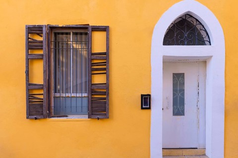 Israel, Tel Aviv historic neighborhood Neve Tzedek with art galleries, boutiques and old houses