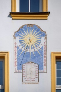Sundial on an outbuilding from 1722, Allersberg, Middle Franconia, Bavaria, Germany