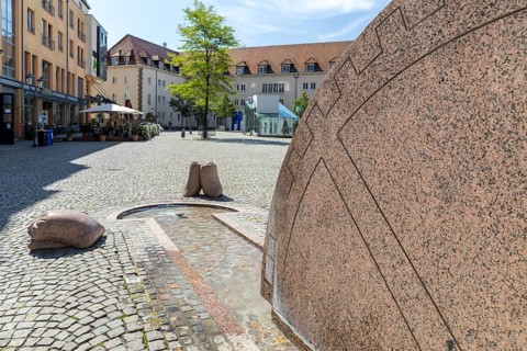 Fountain Der Kornmüller at the Kornmarkt, Zwickau, Saxony, Germany