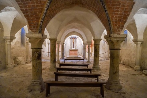 Crypt of the early Gothic basilica Sainte-Marie-Madeleine, Vézelay, Département Yonne, Region