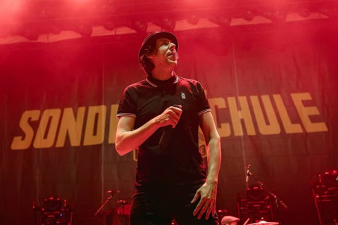 Costa Cannabis (Tim Kleinrensing), singer of Sondaschule live at the Berlin Velodrom on 12/02/2025