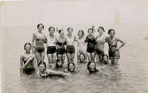 Adriatic Sea, Italy, bathing, swimwear, leisure, summer, woman, girls, a group of woman in bathing