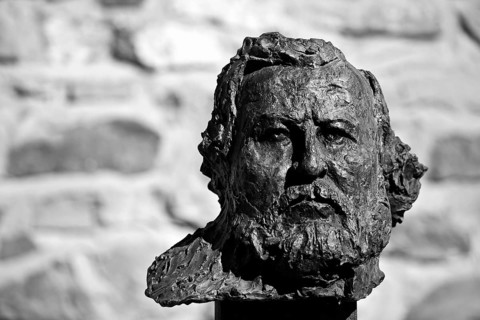 Portrait head Carl Vogt by Thomas Duttenhoefer, bronze, green patina, Giessener Köpfe, Altes