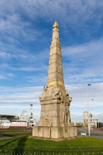 Memorial in Honour of All Heroes the Marine Engine Room, Liverpool, Merseyside, England, UK 1916 by