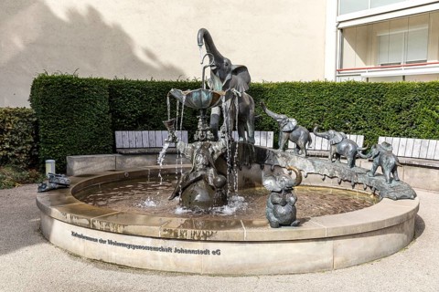 Circus Fountain or Sarrasani Fountain on Carolaplatz, Dresden, Saxony, Germany
