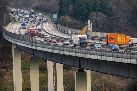 The Wiehl Valley Bridge, A4 motorway, the motorway bridge is considered extremely dilapidated,