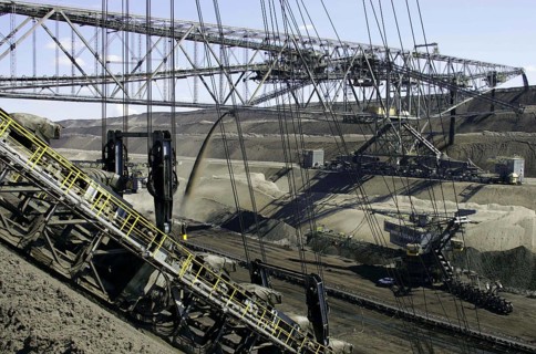 Welzow, Brandenburg, DEU, 07.07.2004 -Vattenfall Europe Mining & Generation bucket wheel excavators