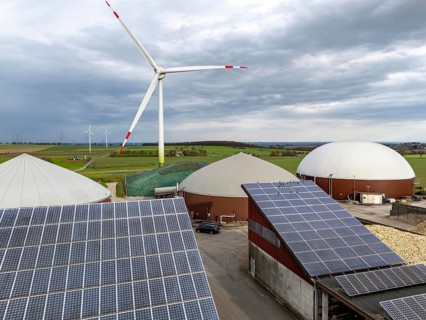 Biogas plant produces gas from biomass, electricity is generated in combined heat and power plants