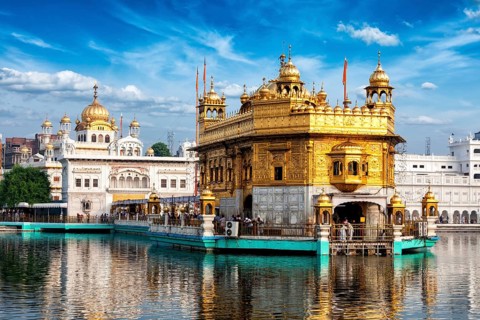 Famous indian landmark, Sikh gurdwara Golden Temple (Harmandir Sahib) . Amritsar, Punjab, India