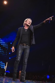 Matthias Reim at the Schlagernacht des Jahres live on Das Original Tour in the Berlin Uber Arena on