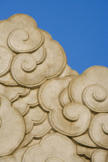 Pattern on ornamental column