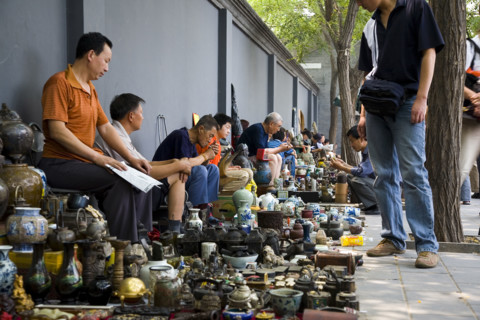 Panjiayuan Flea Market of Antiques,Beijing