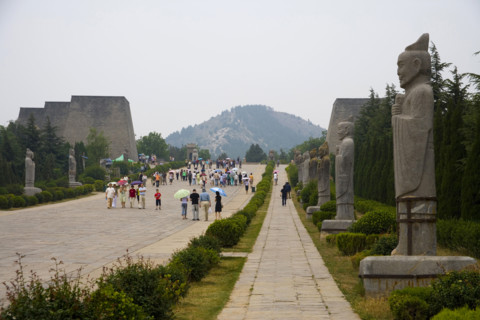 The Qian Tomb,Xi'an