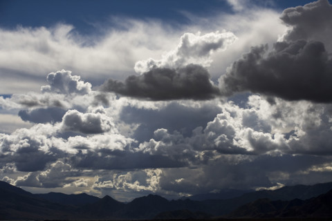 Sky and Mountain in Tibet