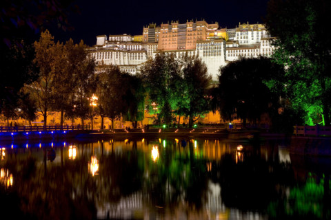 Night Scene of Potala Palace