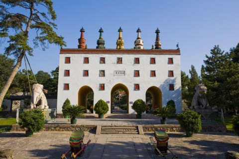 Architectures in the Temple of the Potaraka Doctrine,Chengde