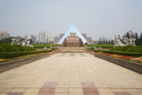 Shanghai Longhua Martyrs Cemetery