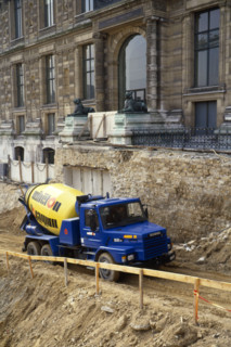 The Grand Louvre project (1981-1999)
