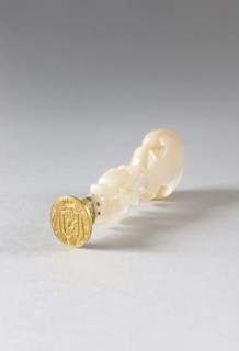 Poinçon faisant partie du Coffret écritoire du roi Jérôme