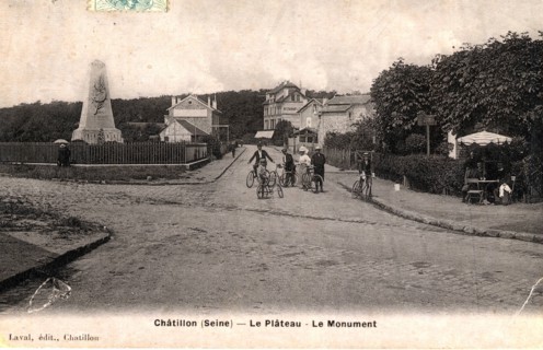 Châtillon,
War memorial