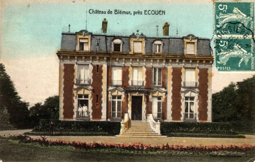 Blémur,
Castle
