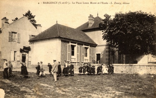 Margency,
School