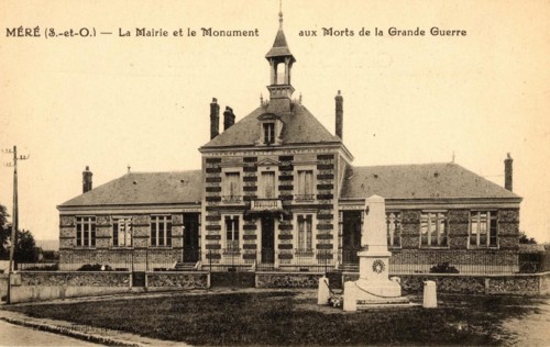 MERE,
Mairie