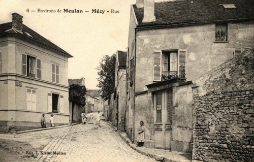 MEZY-SUR-SEINE