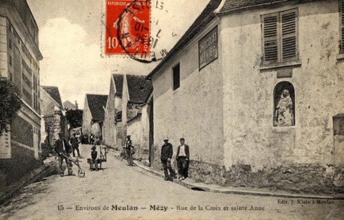 MEZY-SUR-SEINE