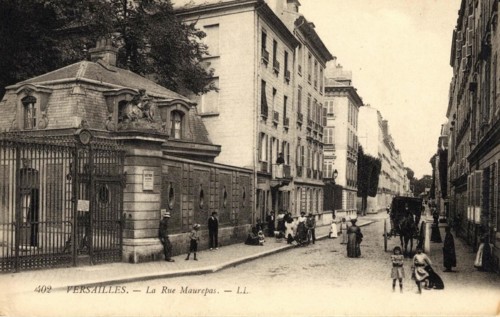 VERSAILLES