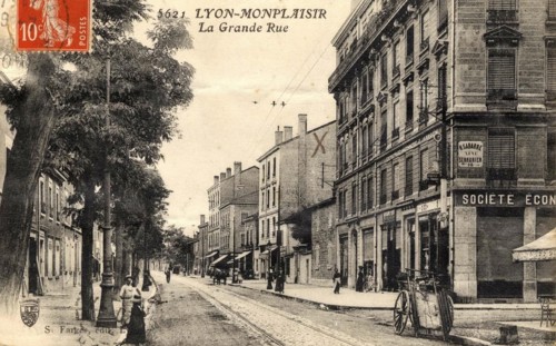 LYON