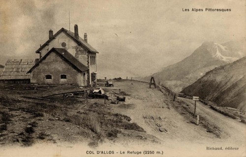 ALLOS