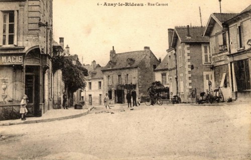 AZAY-LE-RIDEAU