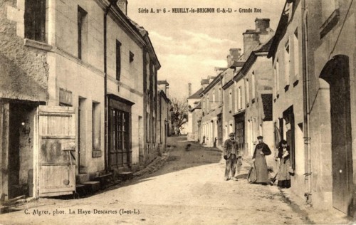 NEUILLY-LE-BRIGNON