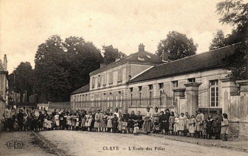 CLAYE-SOUILLY