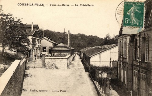 COMBS-LA-VILLE
