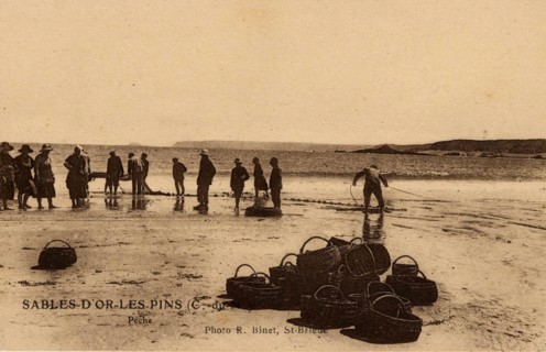 SABLES-D'OR-LES-PINS