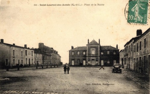 SAINT-LAURENT-DES-AUTELS