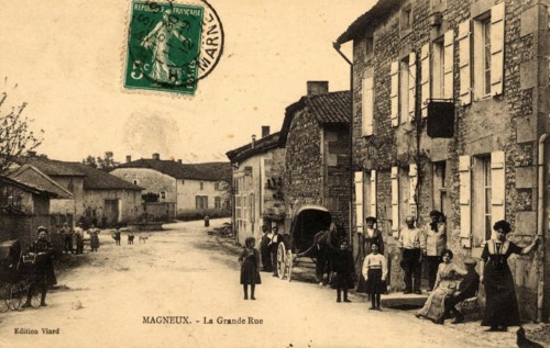 MAGNEUX