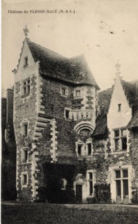 PLESSIS-MACE