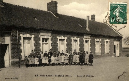 RUE-SAINT-PIERRE