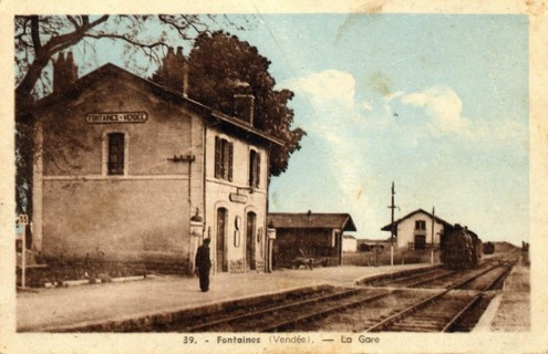 FONTAINES